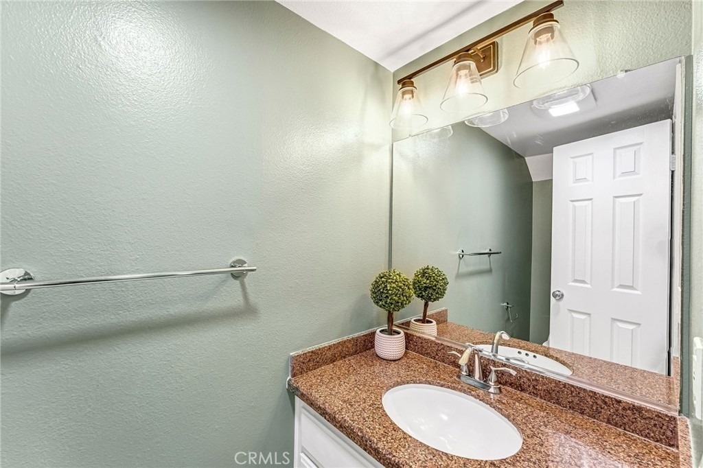 304 Birch Grove - Photo 14