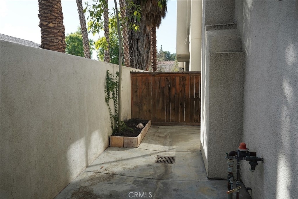 7124 Farralone Avenue - Photo 19