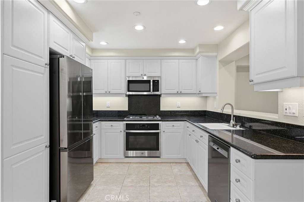 56 Modesto - Photo 6