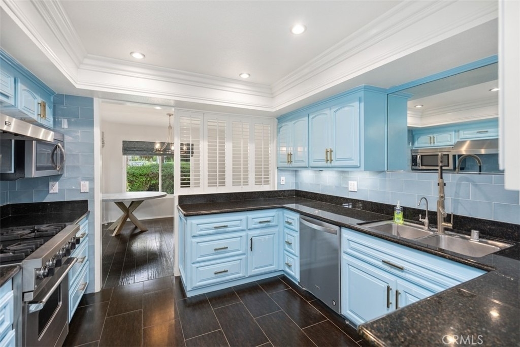 1 Moss Glen - Photo 11