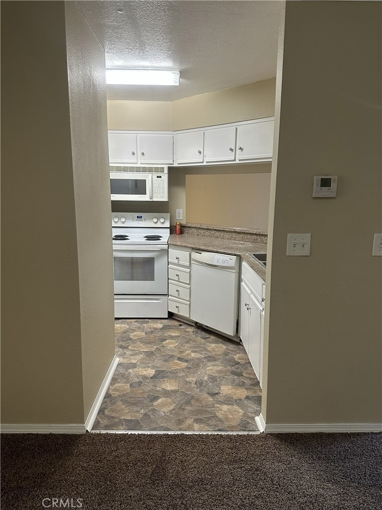 10655 Lemon - Photo 6