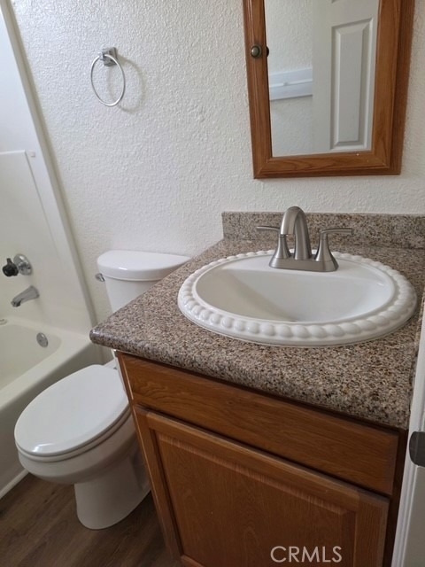 16784 Sultana Street - Photo 8