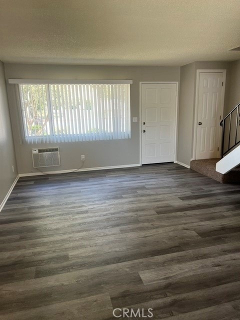 1060 E Foothill Boulevard - Photo 6