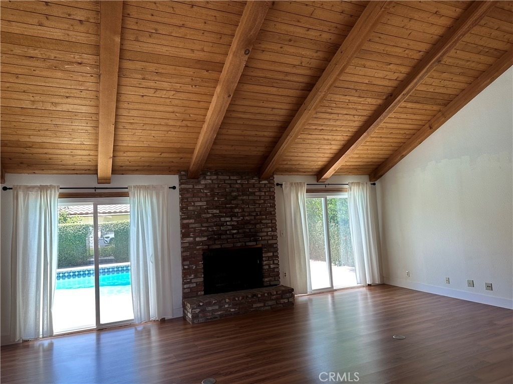 146 Luben - Photo 4
