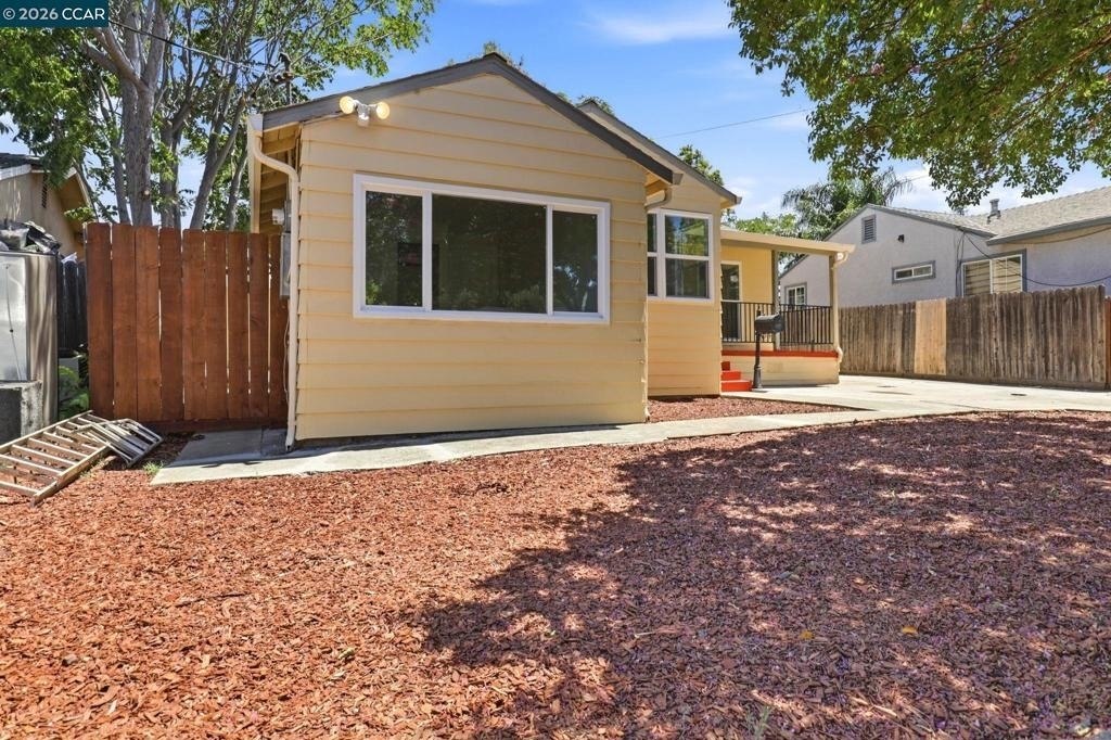 53 Ramona St - Photo 16