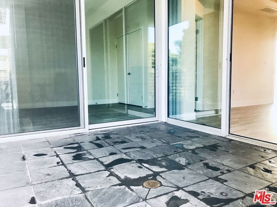 1241 5th Street - Photo 4
