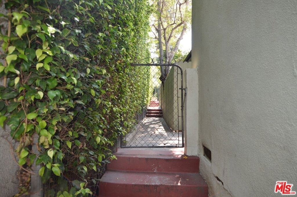 3113 5th Street - Photo 10