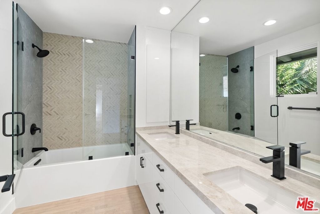 1404 Devlin Dr - Photo 33