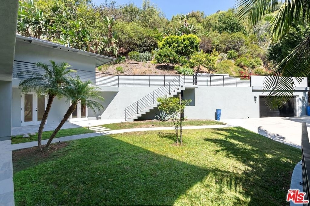 1404 Devlin Dr - Photo 4