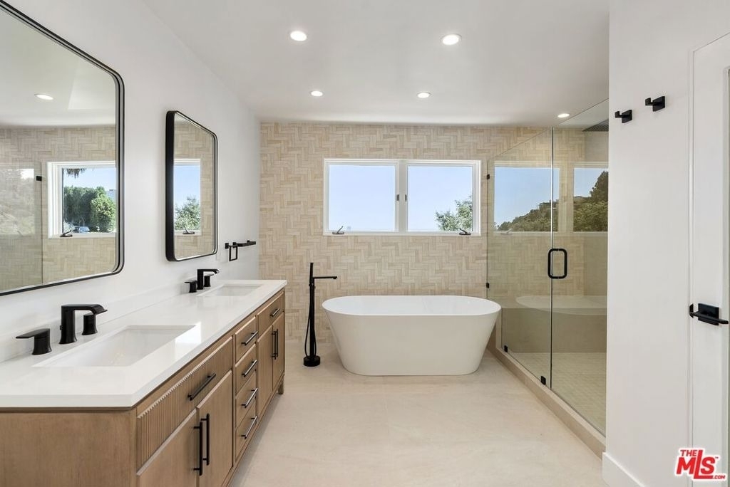 1404 Devlin Dr - Photo 27