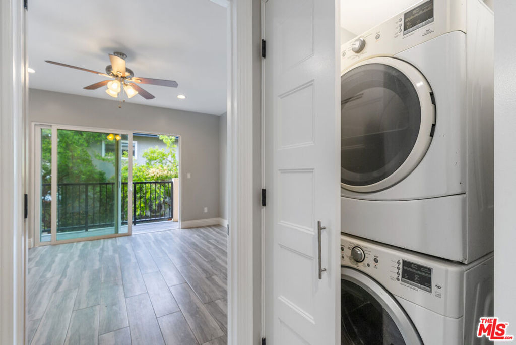 1357 Seward Street - Photo 31
