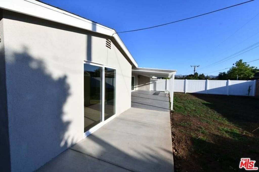 3125 Jacinto Avenue - Photo 6