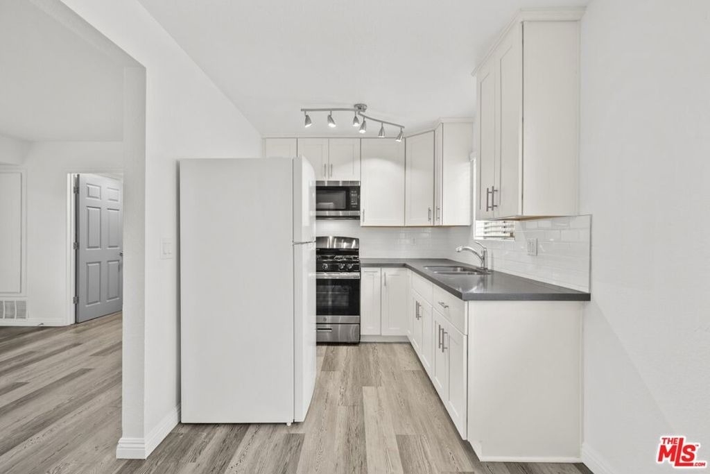 1556 W 227th Street - Photo 7