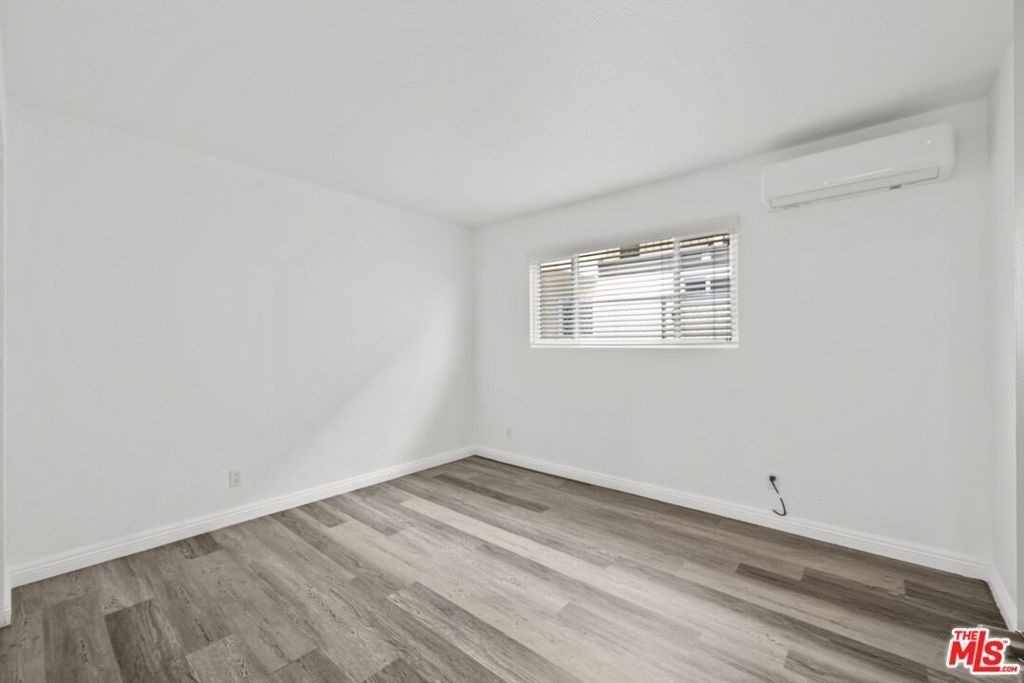 1556 W 227th Street - Photo 16
