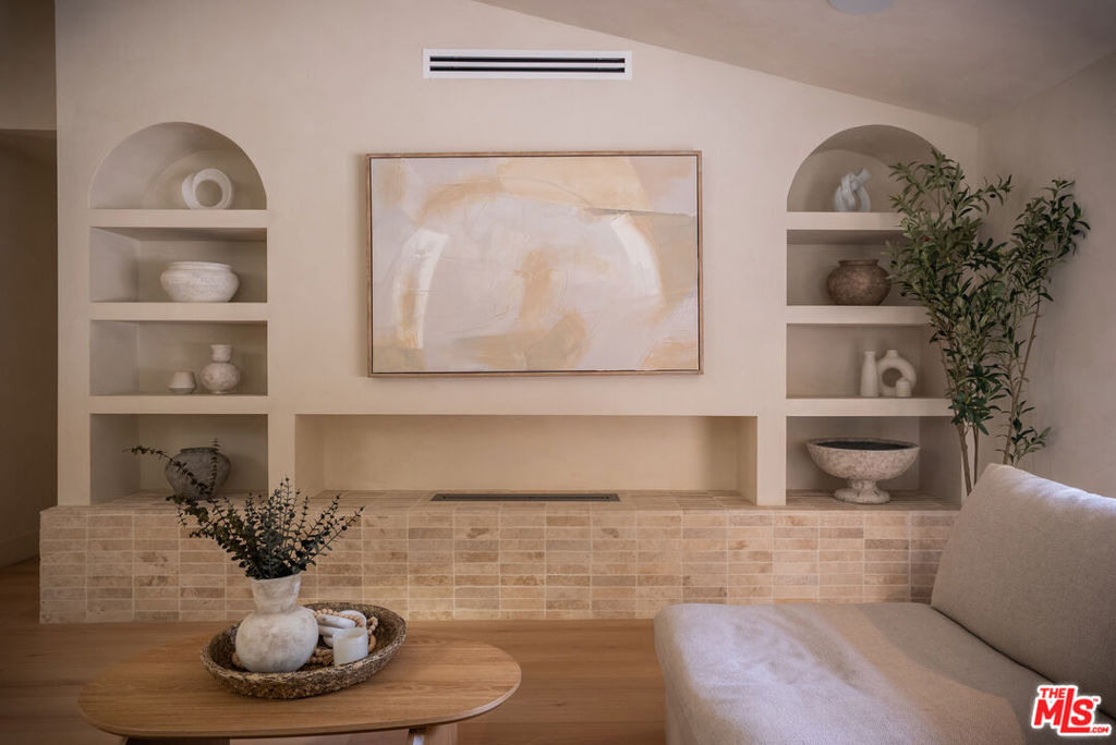 20466 Miranda Street - Photo 12