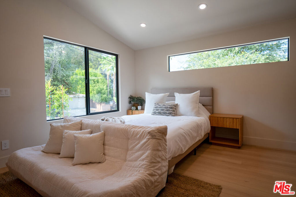 20466 Miranda Street - Photo 34
