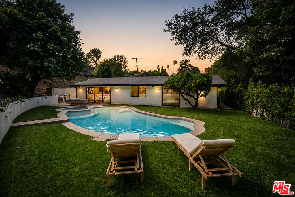 20466 Miranda Street - Photo 27