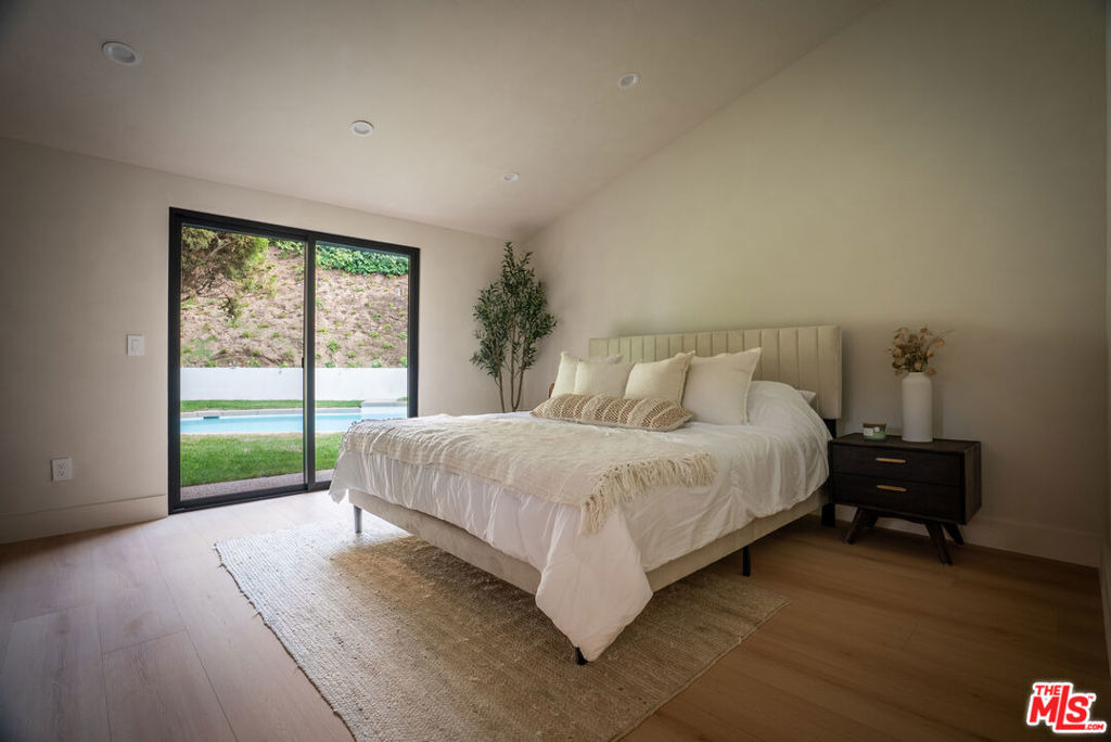 20466 Miranda Street - Photo 17