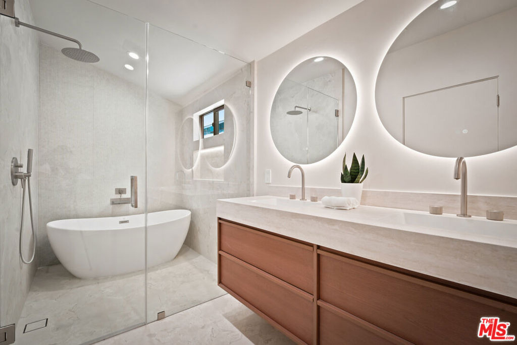 20466 Miranda Street - Photo 33