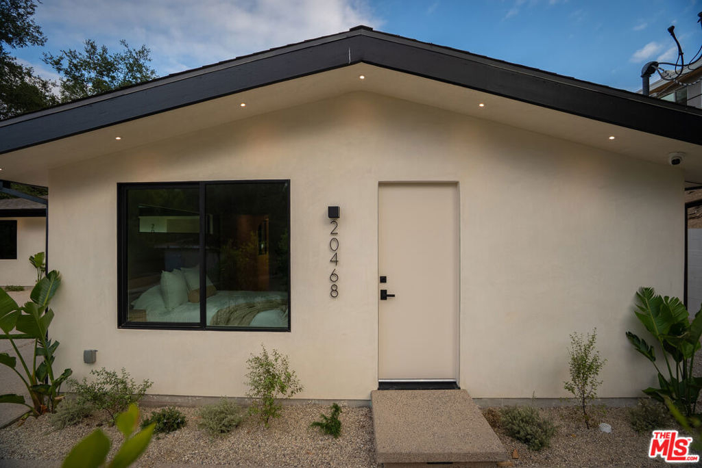 20466 Miranda Street - Photo 32