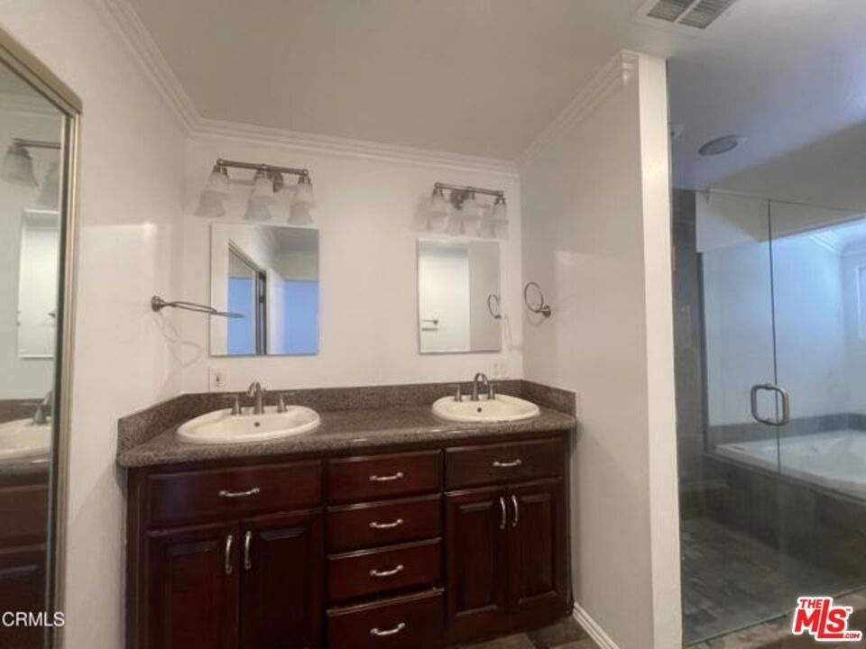 1024 Laguna Terrace - Photo 28