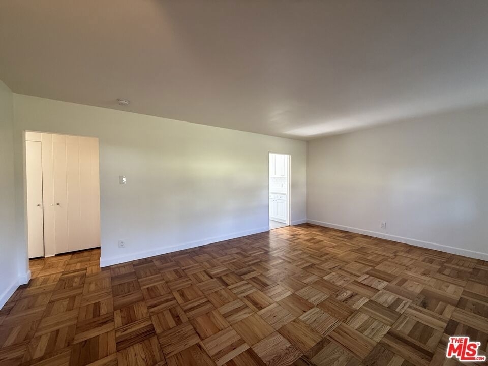 5262 Village Green - Photo 2