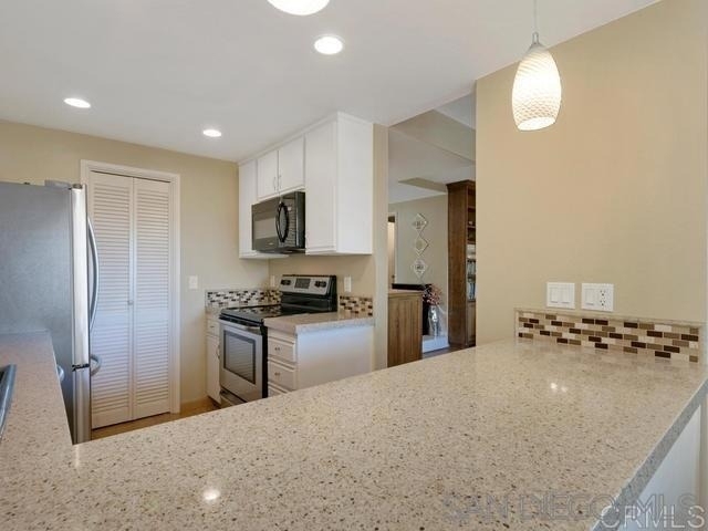 2376 Caringa Way - Photo 6