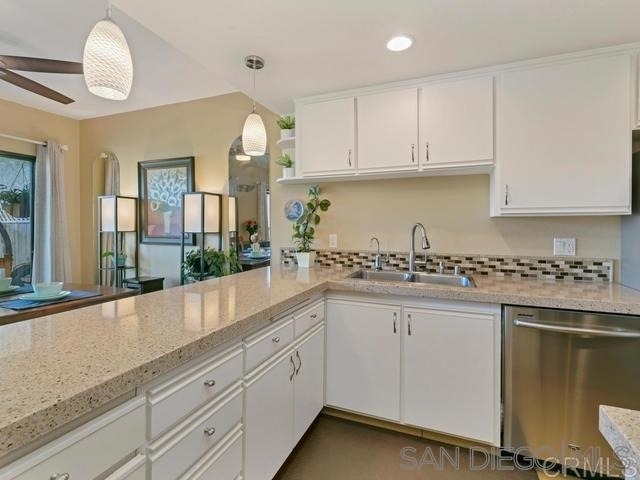 2376 Caringa Way - Photo 5