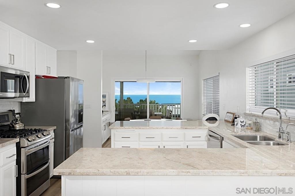 522 4th Street - Photo 5