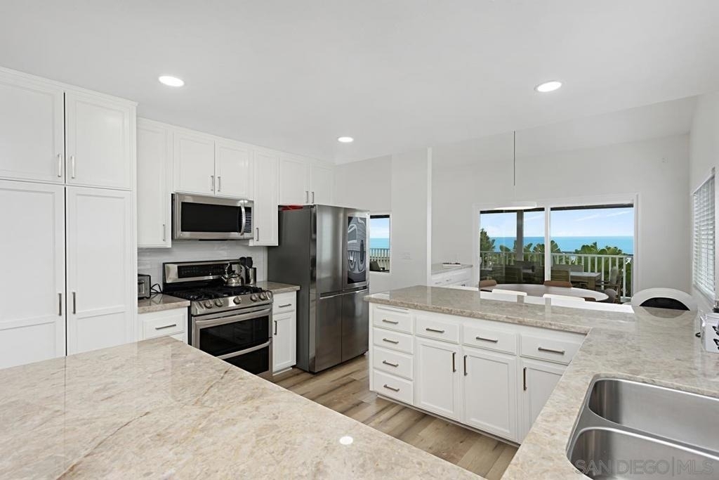 522 4th Street - Photo 4