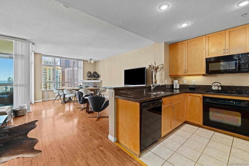 850 Beech St - Photo 10