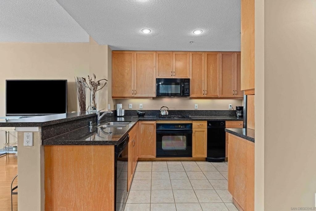 850 Beech St - Photo 11