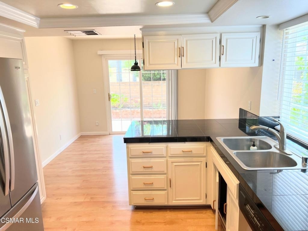 893 Lindawood Street - Photo 12