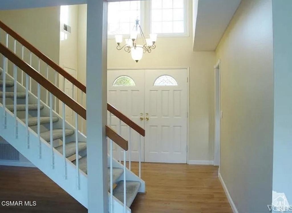 893 Lindawood Street - Photo 4