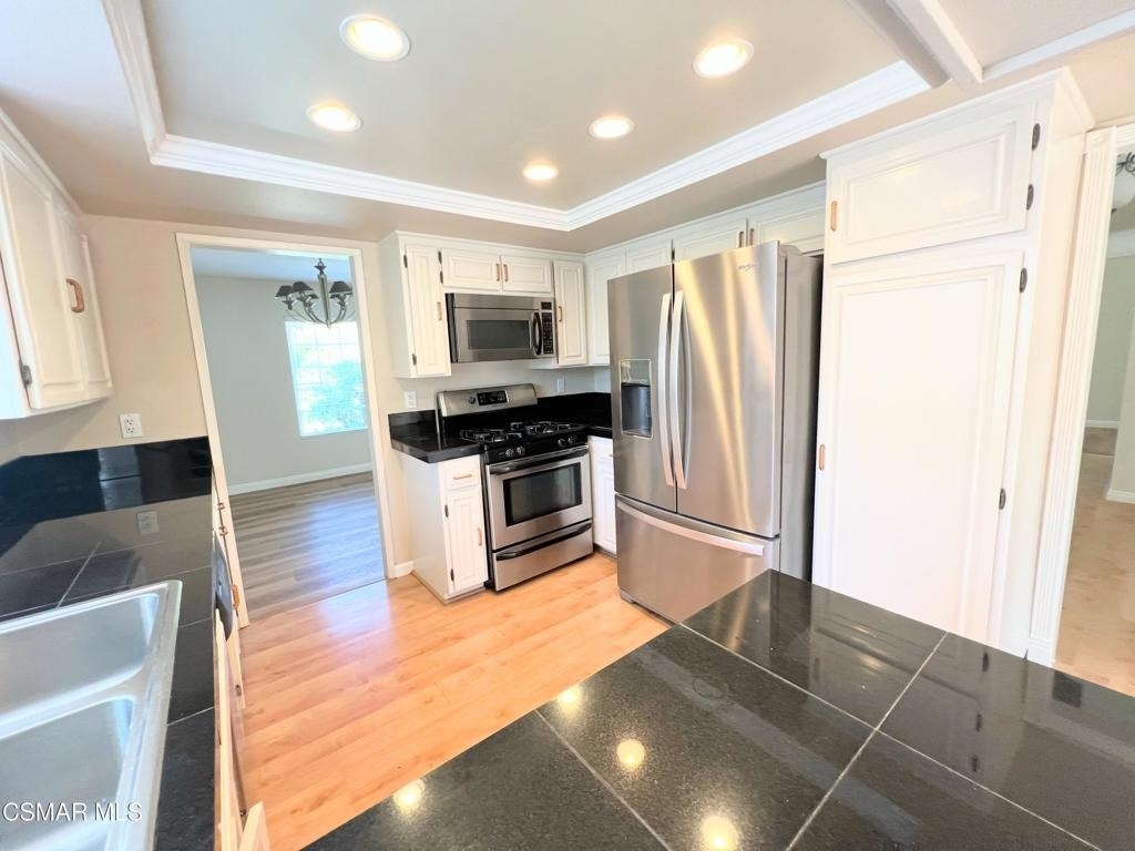 893 Lindawood Street - Photo 11