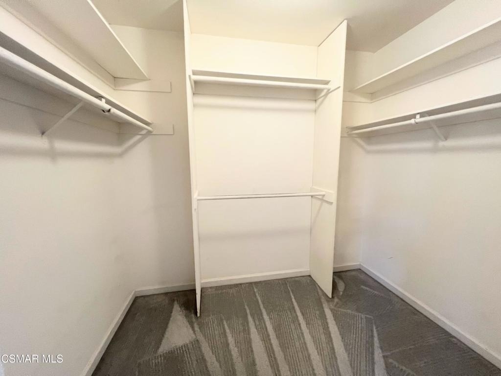 893 Lindawood Street - Photo 26