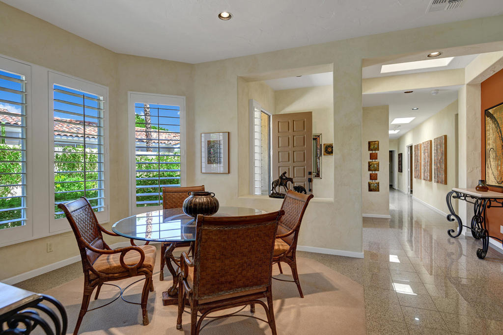 383 Desert Holly Drive - Photo 10