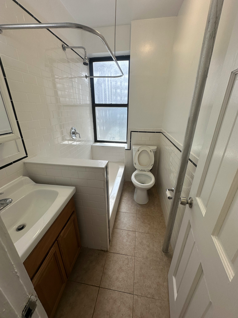 3105 Decatur Avenue - Photo 9