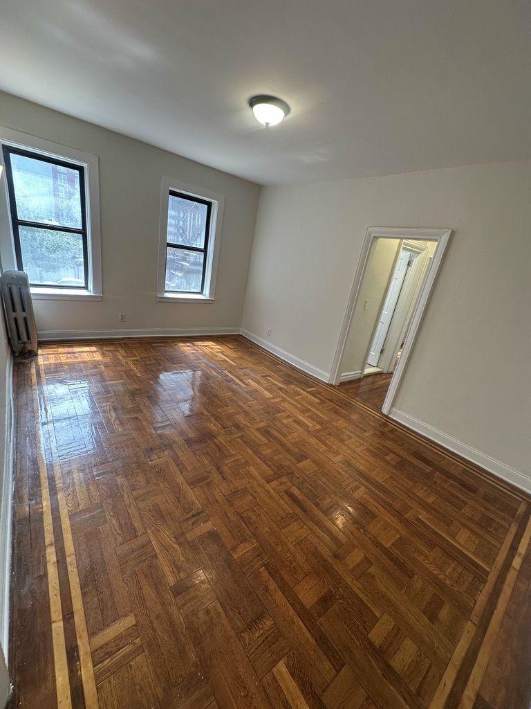 3105 Decatur Avenue - Photo 1