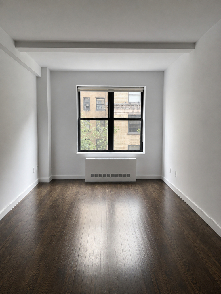  Broadway Avenue Studio - Photo 0