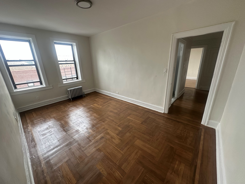 1544 Gillespie Avenue - Photo 0