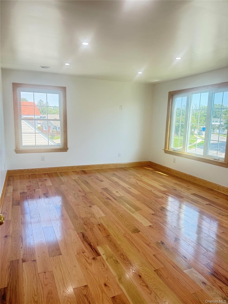 572 Decatur Street - Photo 11