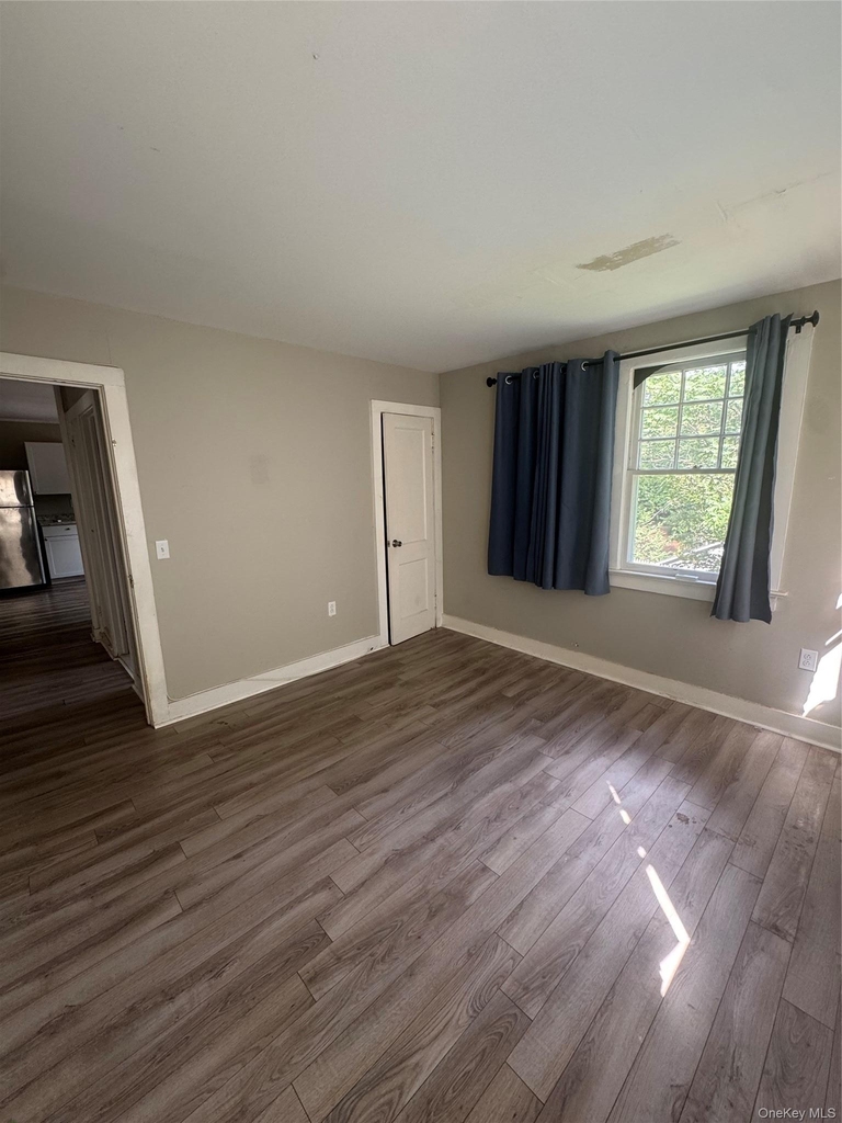425 Landing Avenue - Photo 12
