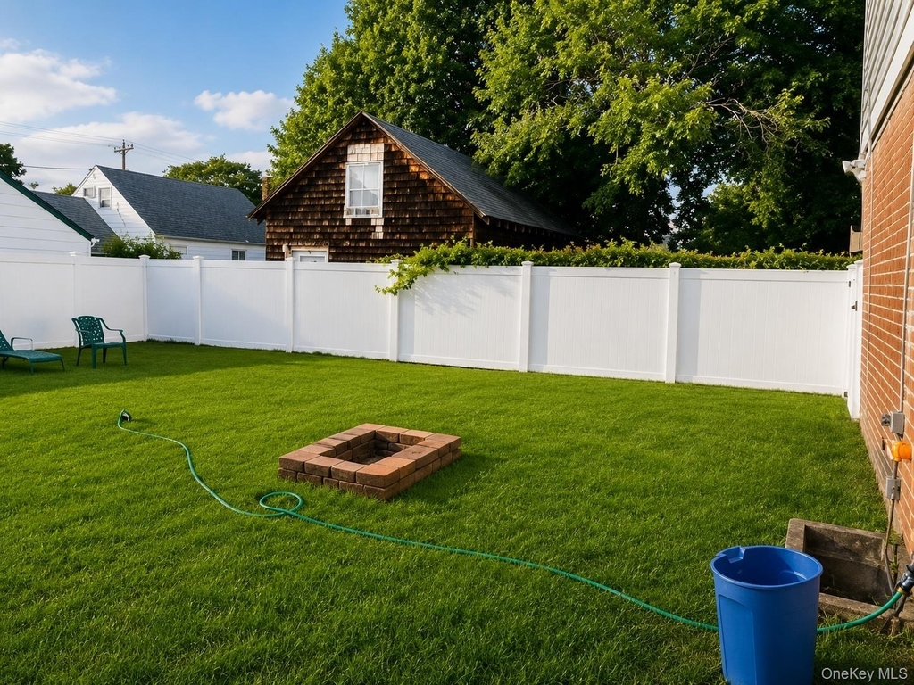 187 Perry Street - Photo 12