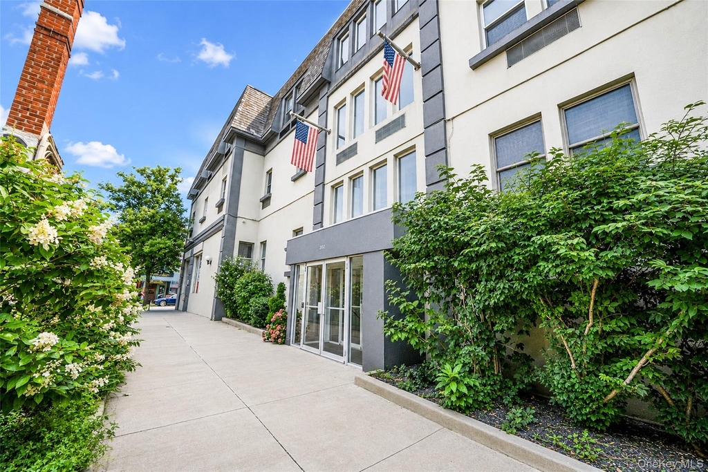 202 Main Street - Photo 12