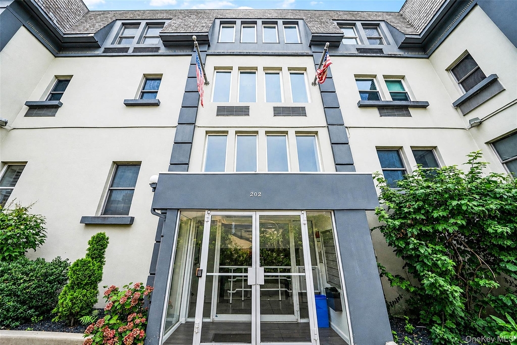 202 Main Street - Photo 1