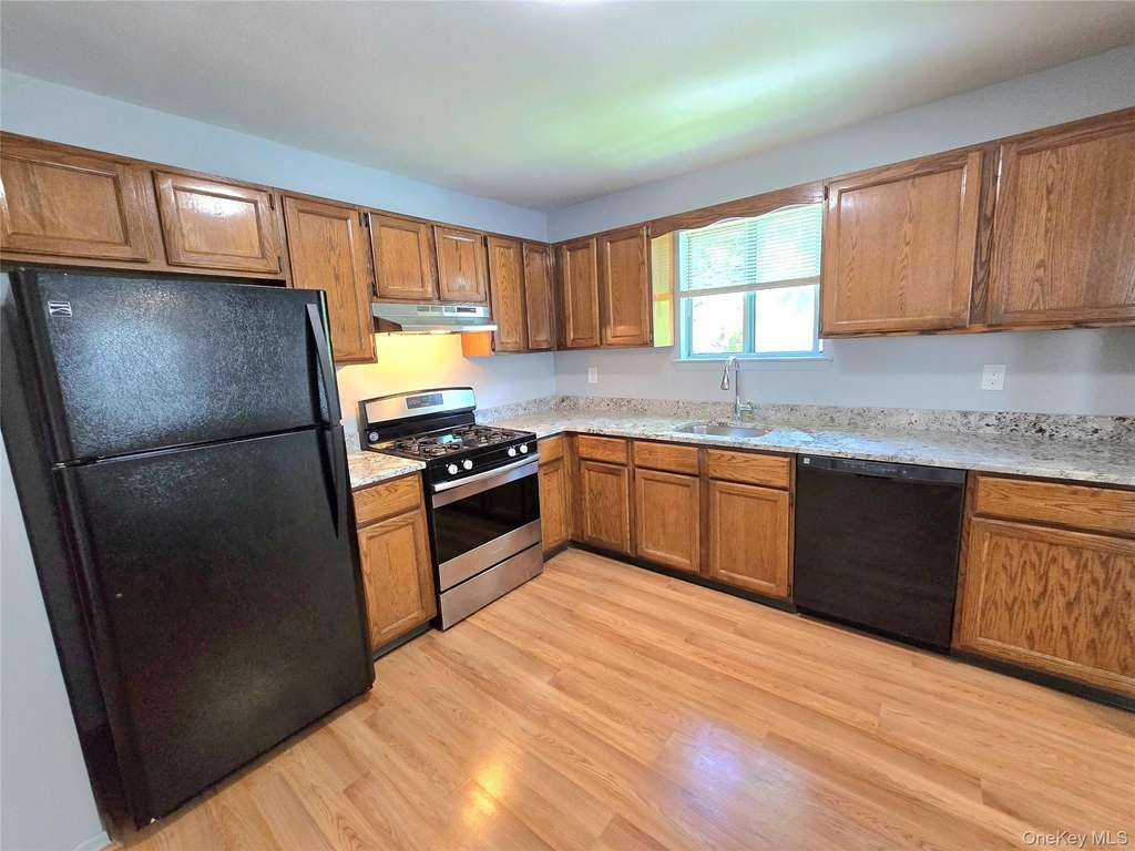 95 Valentine Avenue - Photo 8