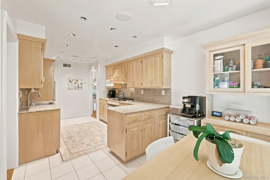 80 Hickory Hill Drive - Photo 13