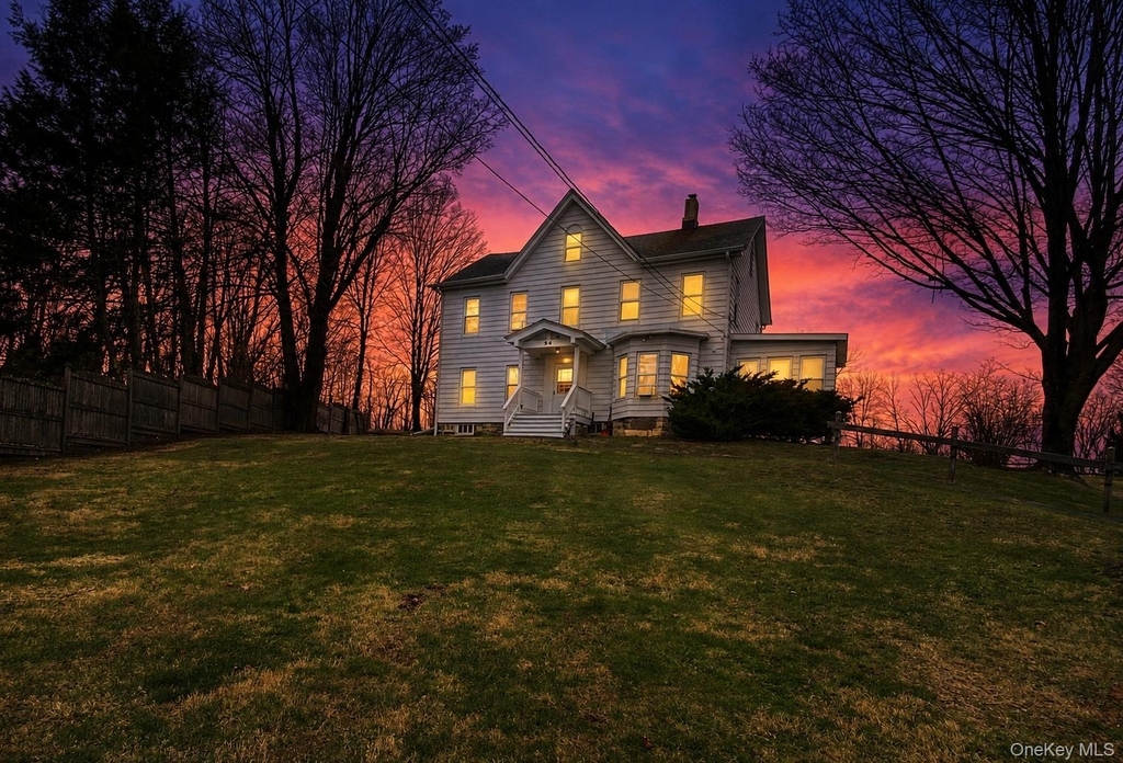 94 Sanfordville Road - Photo 0