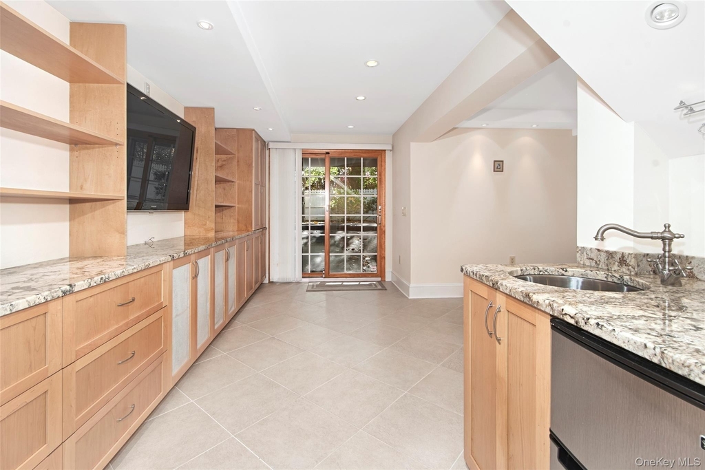 17 Haven Avenue - Photo 22